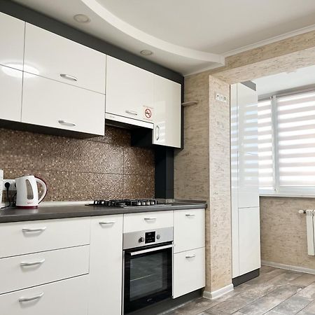 Апартаменти 0147 New Flat Near Airport Zhulyany Sofievskaya Borshchagovka Київ Екстер'єр фото